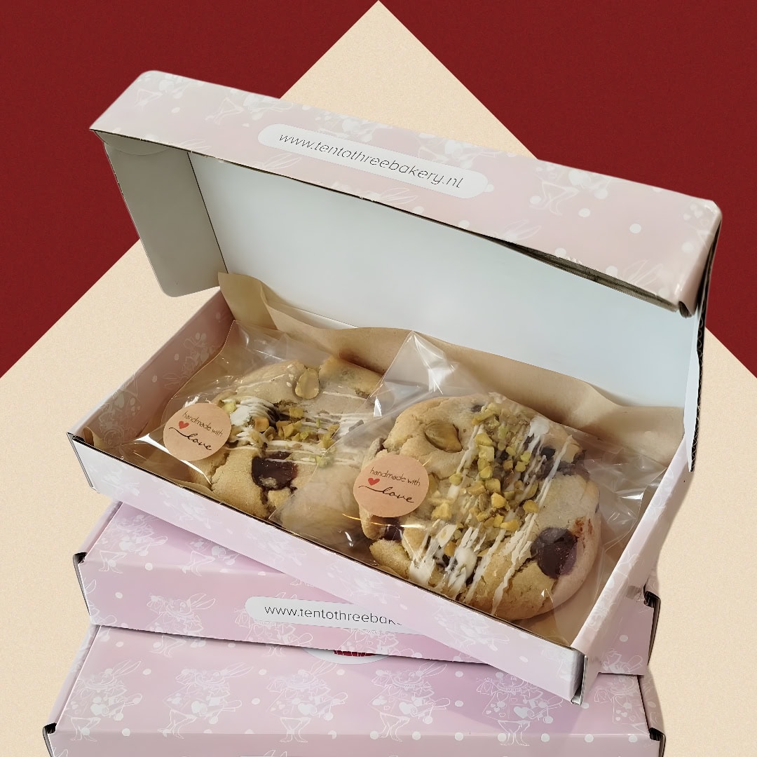 Luxury Letterbox Cookies - Dubai Chocolate Pistachio - Free Shipping in pink gift box