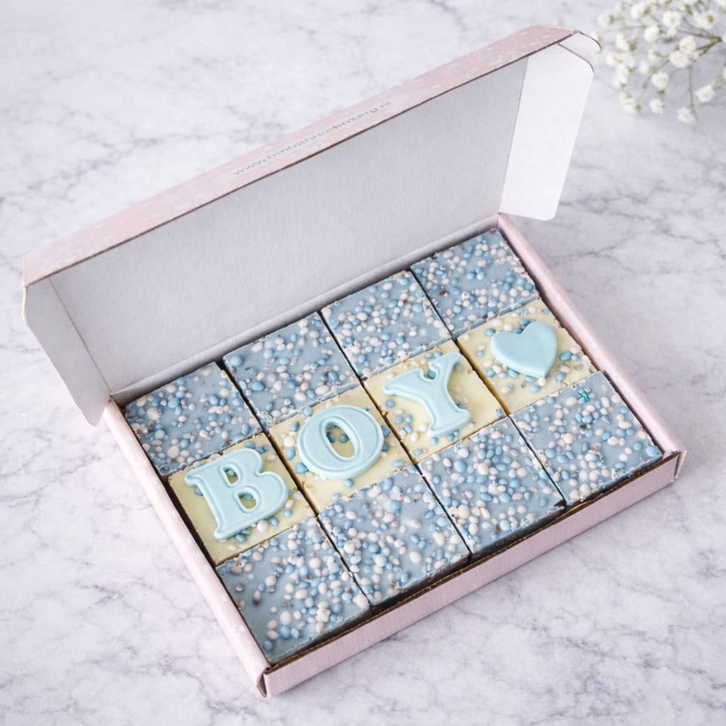Letterbox Babyshower Brownies - BOY